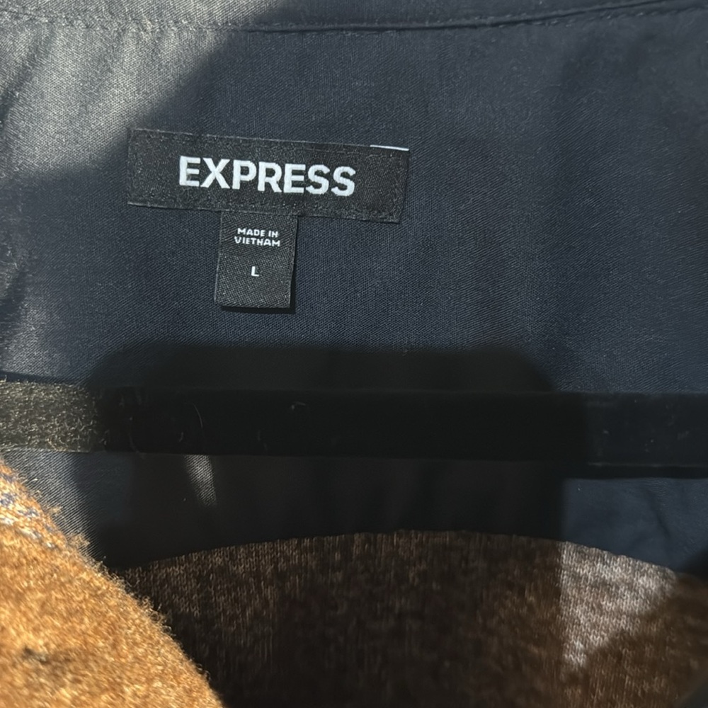 Express Flannel - Picture 2 of 3